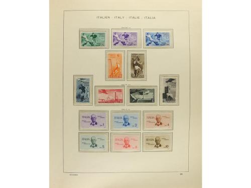 LOTES y COLECCIONES. ITALIA. Colección en 2 álbumes Schaubek