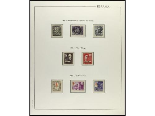 ESPAÑA. ESTADO ESPAÑOL. Colección en 6 álbumes Edifil de pie