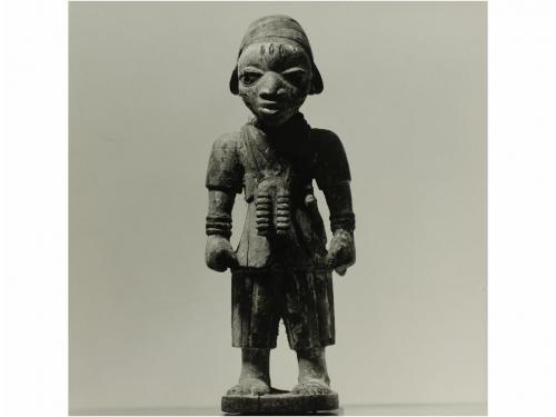 1970 ca. FOTOGRAFÍA. WETTSTEIN UND KAUF;. CONJUNTO DE 184 FO