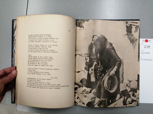 1938. LIBRO. (LITERATURA-GUERRA CIVIL). NERUDA, PABLO:. ESPA