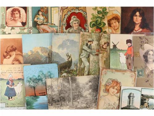 1900 y 1940 ca. POSTALES. CAJA CON MÁS DE 200 POSTALES. Much