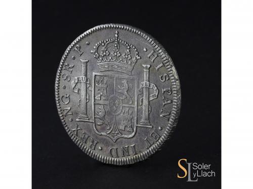 CARLOS III. 8 Reales. 1777. GUATEMALA. P. 26,98 grs. Leyenda
