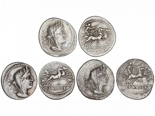REPÚBLICA ROMANA. Lote 3 monedas Denario. 104 a.C. FABIA. C.