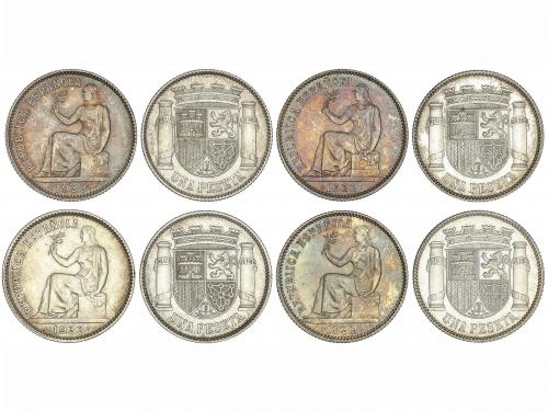 II REPÚBLICA. Lote 4 monedas 1 Peseta. 1933 (*3-4). AR. Bril