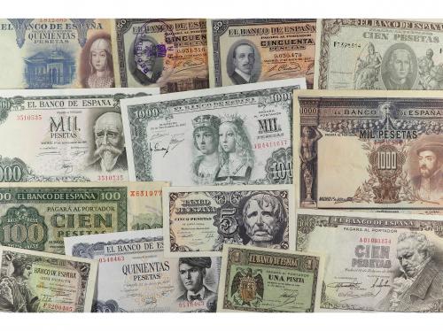 Lote 92 billetes. 1925 a 1971. Incluye billetes de la Repúbl