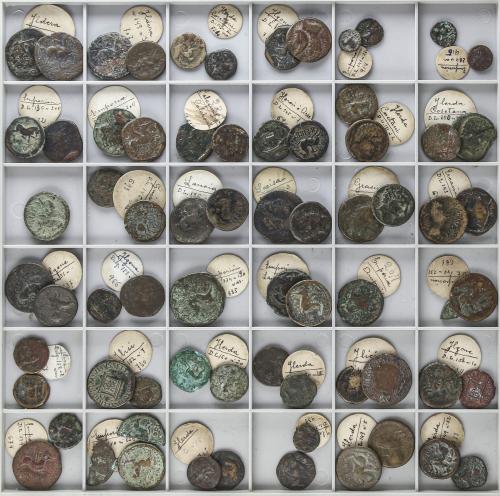 MONEDAS HISPÁNICAS. Lote 153 monedas cobres. AE. Incluye Cua