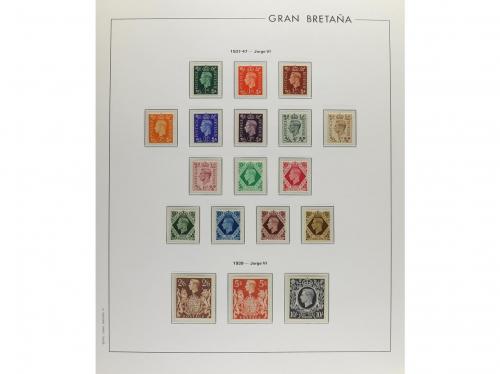LOTES y COLECCIONES. GRAN BRETAÑA, Colección montada en álbu